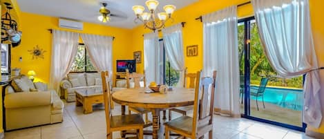 Apartment (2 Bedrooms) | Living area | TV