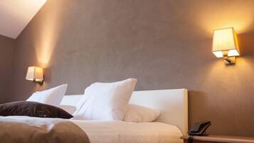 Classic Double or Twin Room | Individually decorated, individually furnished, desk, free WiFi