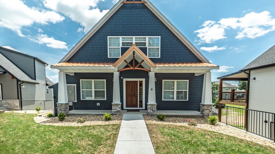 Reunion Lodges at Thousand Hills