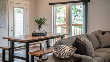 Executive House, Fireplace, Golf View | Living area | 40-inch flat-screen TV with cable channels, TV, fireplace