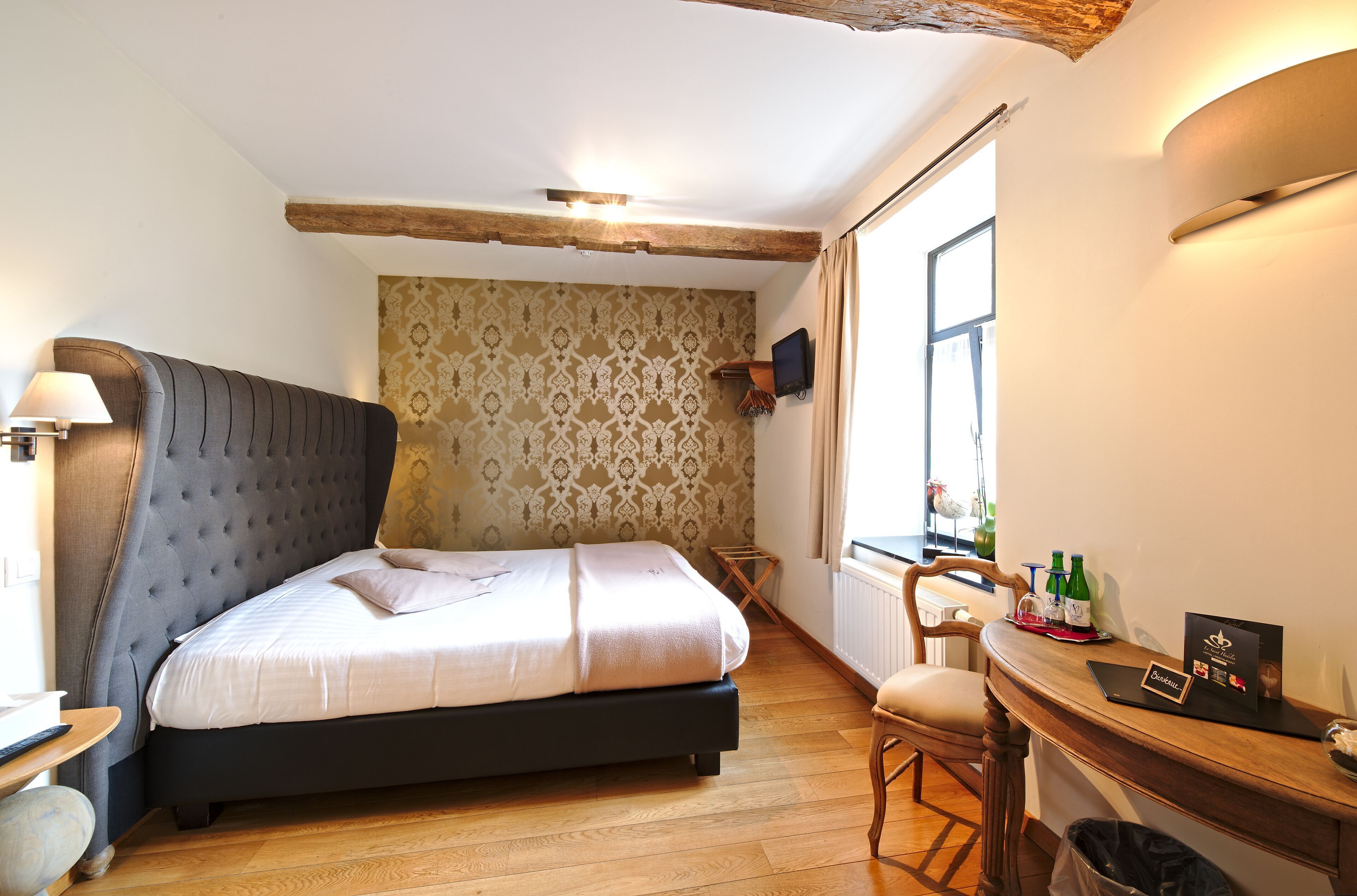 In-room safe, individually decorated, individually furnished