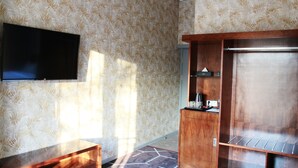 Family Room, Garden View | Living area - City Centre Hotel (Tashkent)