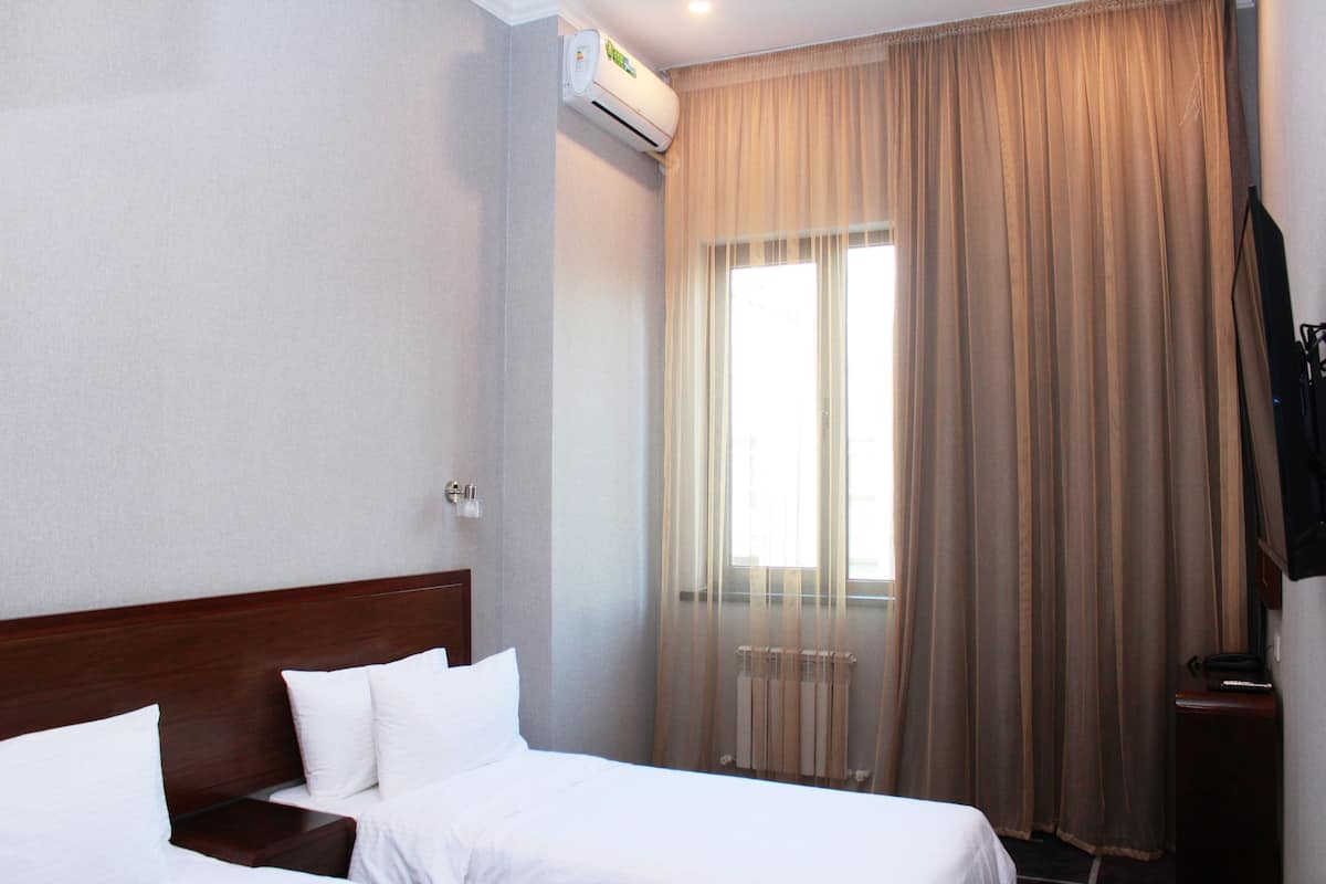 Standard Room | Premium bedding, Select Comfort beds, minibar, in-room safe