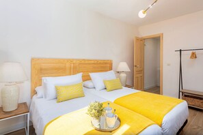 4 bedrooms, WiFi, bed sheets - Cozy house with a terrace located in the Albaicín. Alhacaba (Granada)