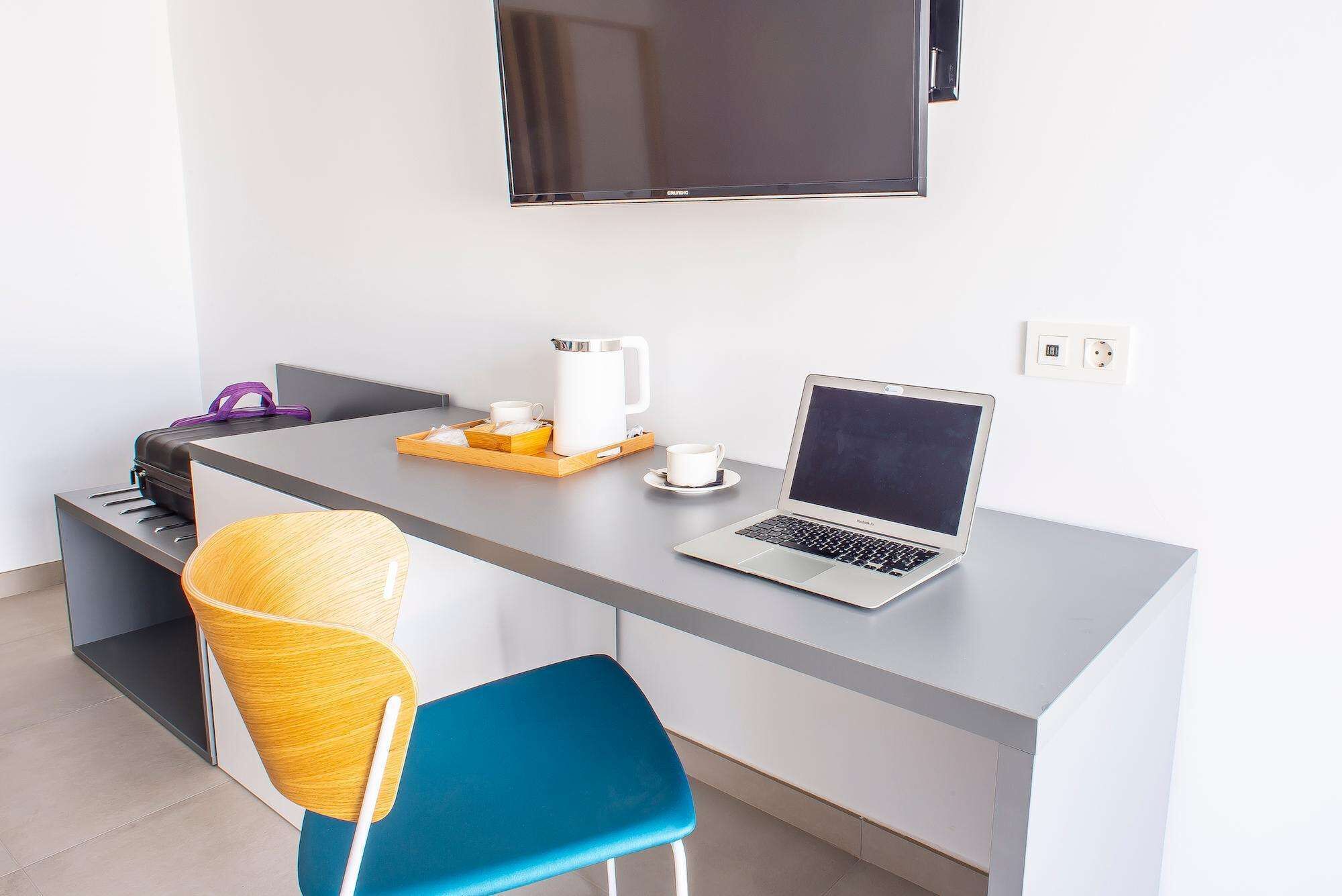 1 bedroom, minibar, desk, soundproofing