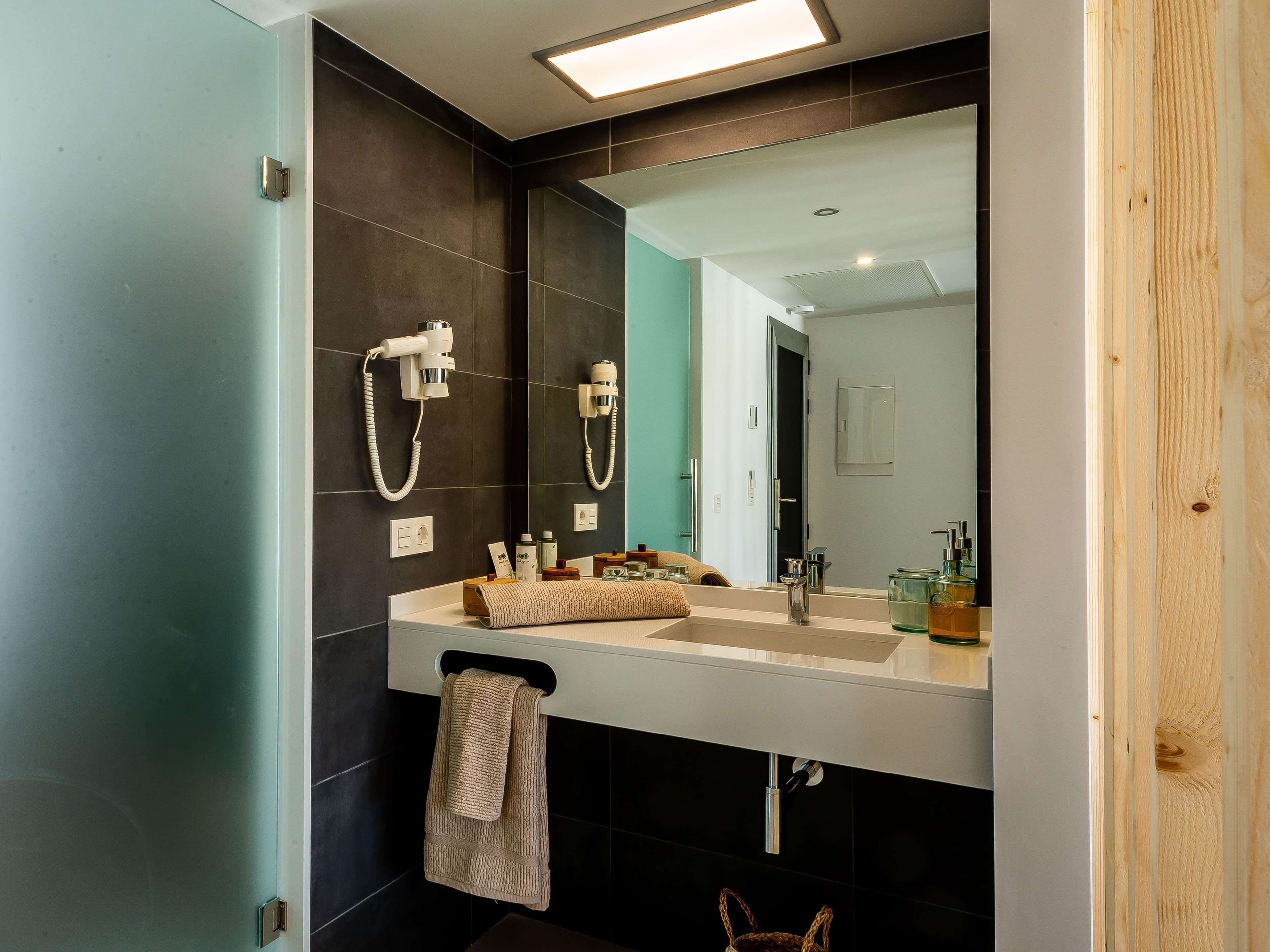 free toiletries, hair dryer, towels