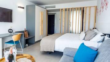 Minibar, bureau, chambres insonorisées, Wi-Fi gratuit