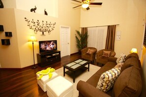 Huvila | Olohuone | LCD-televisio, DVD-soitin