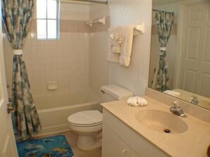 Apartment | Bathroom