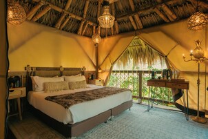 Lake view Villa | Premium bedding, Select Comfort beds, individually decorated