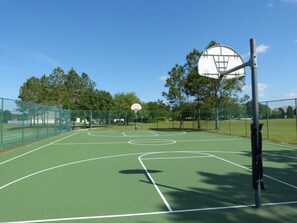 House | Sport court