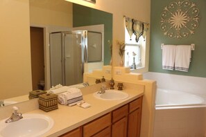 House | Bathroom | Towels - Gb007or (Clermont)