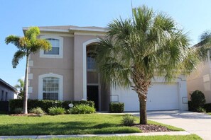House | Exterior - Gb007or (Clermont)