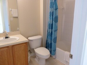 Apartment | Bathroom