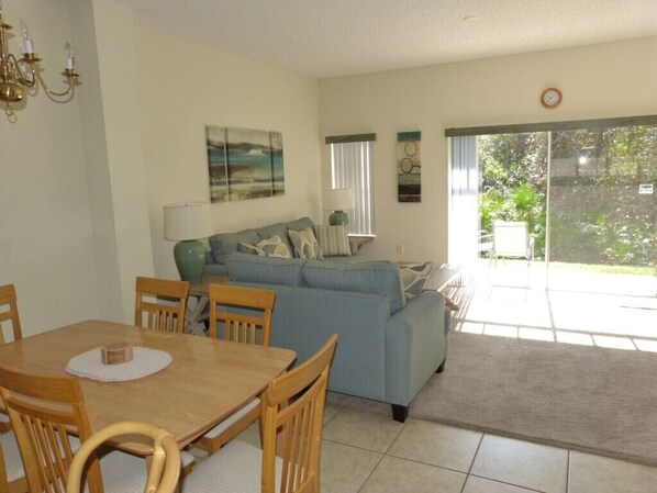 Apartment | Living room