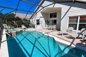 別墅 | 游泳池 | 室外游泳池