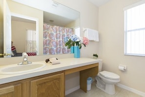 Bathroom - Tropical Paradise (Kissimmee)