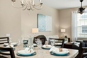 Condo | Dining