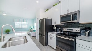 Departamento | Cocina privada | Cafetera y tetera, refrigerador, microondas y horno 