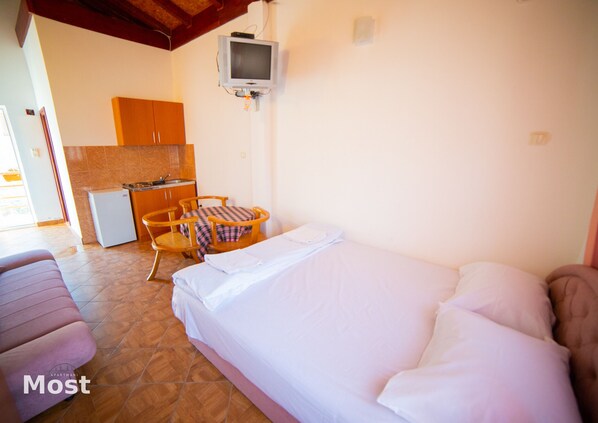 1 bedroom, free WiFi