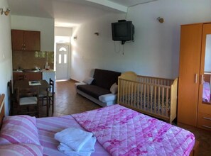 1 bedroom, free WiFi