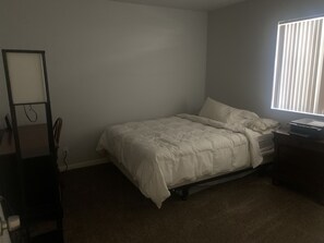 2 bedrooms, desk, iron/ironing board, travel cot