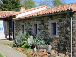 Exterior - La Maison des Landes (Gorges)