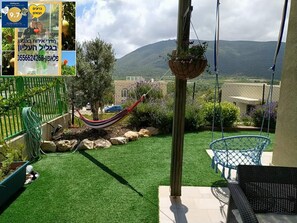 Property grounds - Guest rooms , Zimmer,in Tzivon , Tzrael , the upper Galilee Orly and Meir (Trail)