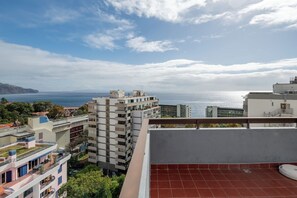 Property grounds - Casa Branca I - Breathtaking BayandOcean Views (Funchal)