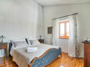 3 Schlafzimmer, Reisekinderbett, kostenloses WLAN