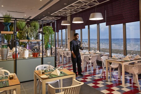 Hotel Riu Dubai Beach Resort - Image 42
