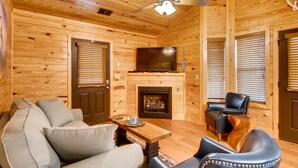 House, 1 King Bed with Sofa bed (River Getaway #2326) | Living area - River Getaway #2326 (Pigeon Forge)