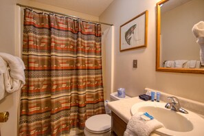 Bathroom - River Dream #466 (Gatlinburg)