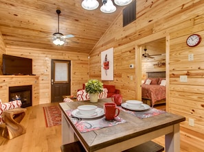 House, 1 King Bed with Sofa bed (River Romance #2328) | Interior