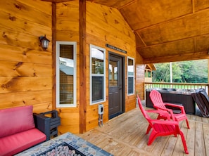 House, 1 King Bed with Sofa bed (River Romance #2328) | Terrace/patio - River Romance #2328 (Pigeon Forge)