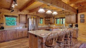 House, Multiple Beds (Stairway To Heaven  #556) | Private kitchen | Fridge, microwave, stovetop, dishwasher - Stairway To Heaven #556 (Sevierville)