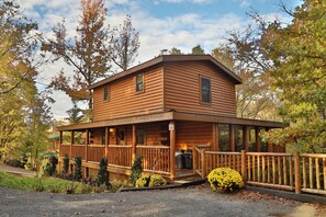 House, Multiple Beds (Skinny Dippin' #261) | Exterior - Skinny Dippin' #261 (Pigeon Forge)