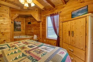 Maison, plusieurs lits (Wow! What A Cabin #255)