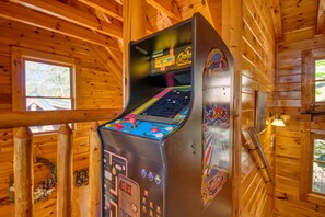 House, Multiple Beds (Starry Nights #222) | Game room - Starry Nights #222 (Sevierville)