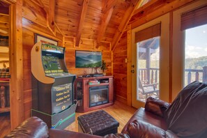 House, Multiple Beds (Starry Nights #222) | Living area - Starry Nights #222 (Sevierville)