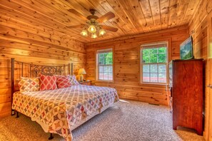 House, Multiple Beds (Redneck Ritz #724) | 7 bedrooms, individually decorated, individually furnished, free WiFi - Redneck Ritz #724 (Gatlinburg)