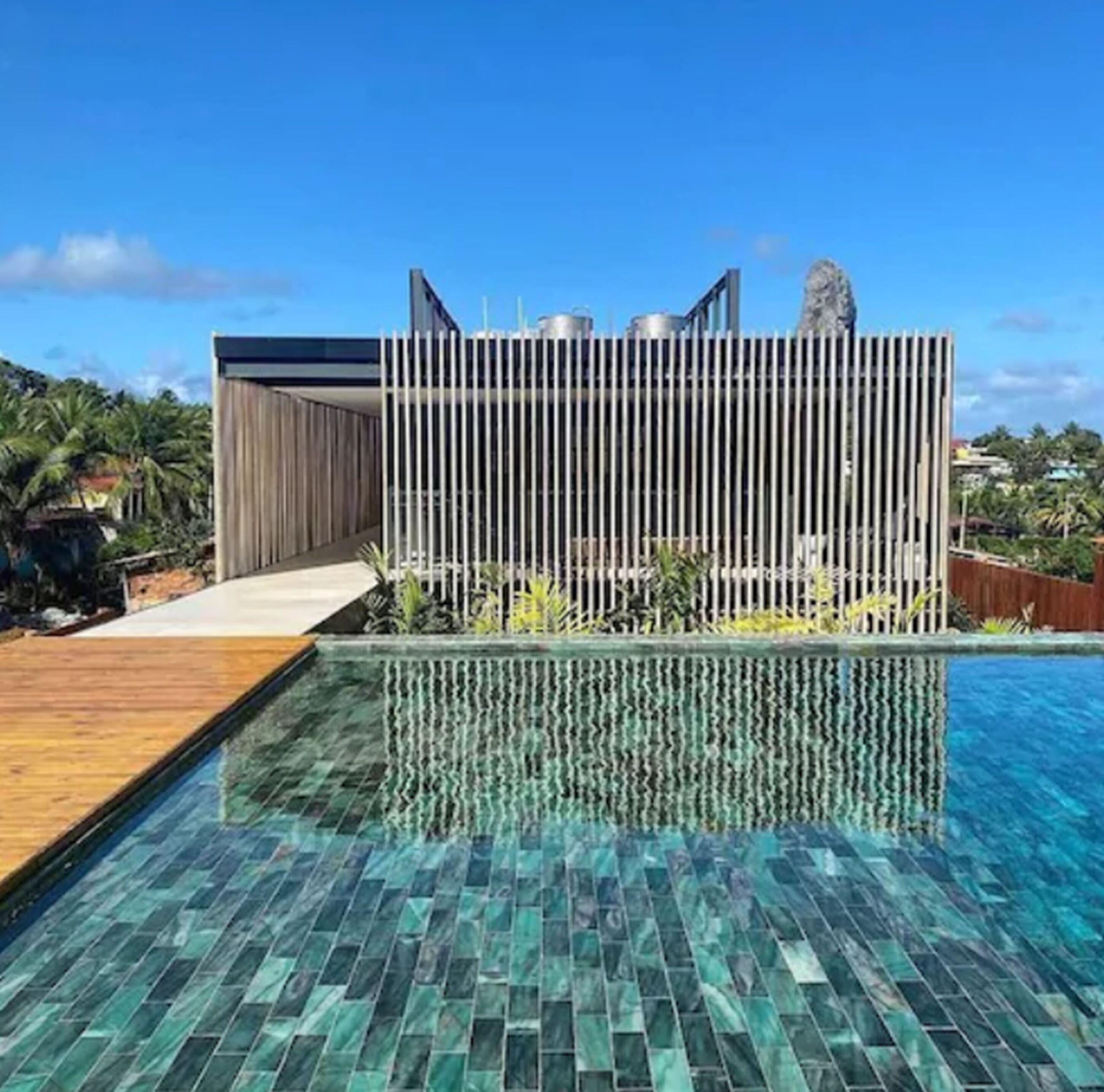 outdoor pool, pool loungers