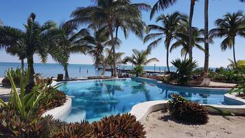 Alberca al aire libre