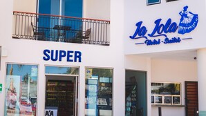 Exterior - La Lola Hotel & Suites (Mazatlán)