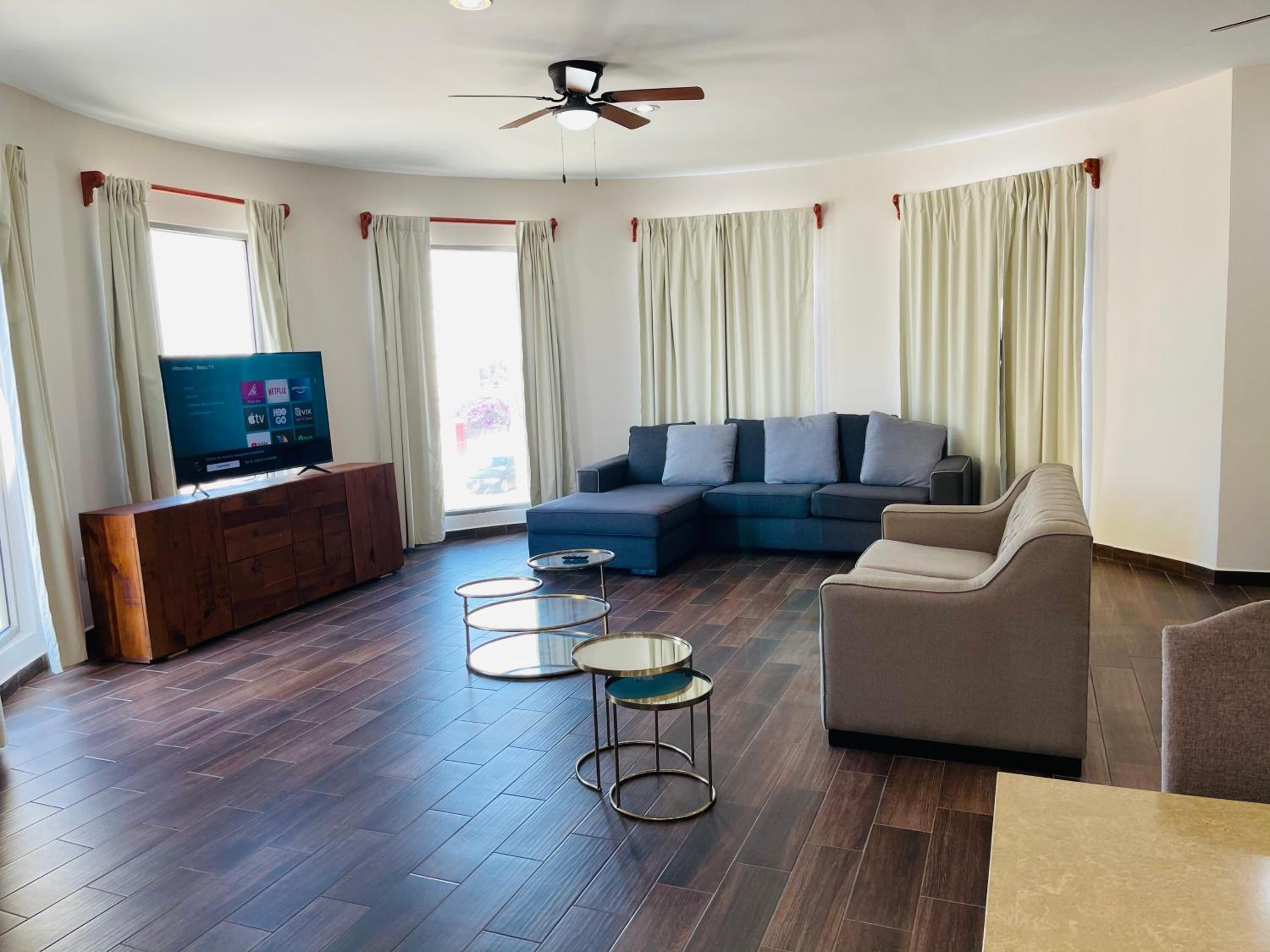 Foto - La Lola Hotel & Suites