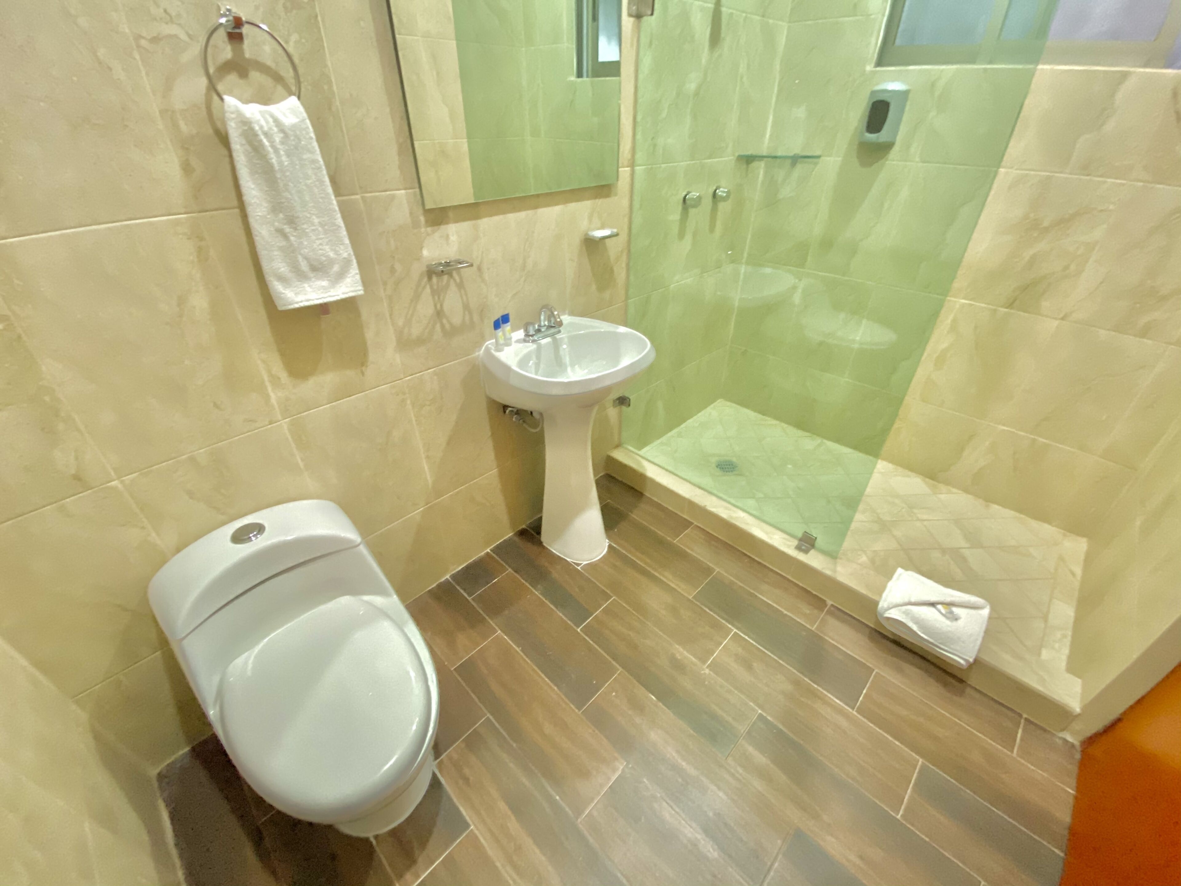 Foto - La Lola Hotel & Suites