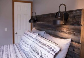 5 bedrooms, iron/ironing board, travel cot, WiFi