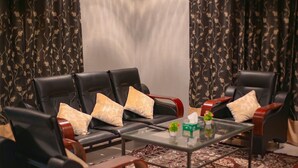 Deluxe Room, 2 Single Beds, Garden View | Living area - Himeyn Beach Retreat (Hanimaadhoo)