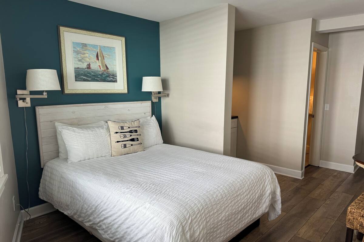 Basic Single Room