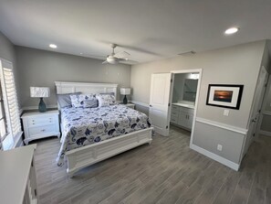 3 chambres, fer et planche à repasser, accès au Wi-Fi (inclus)